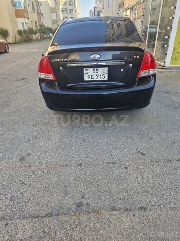 Kia Spectra-12
