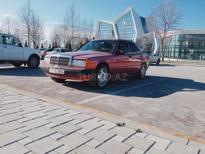Mercedes 190-21