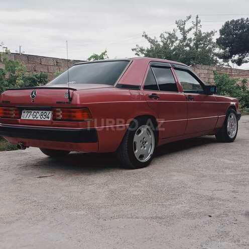 Mercedes 190-20