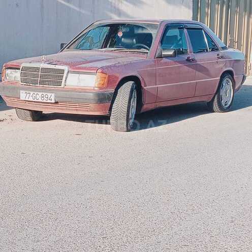 Mercedes 190-18