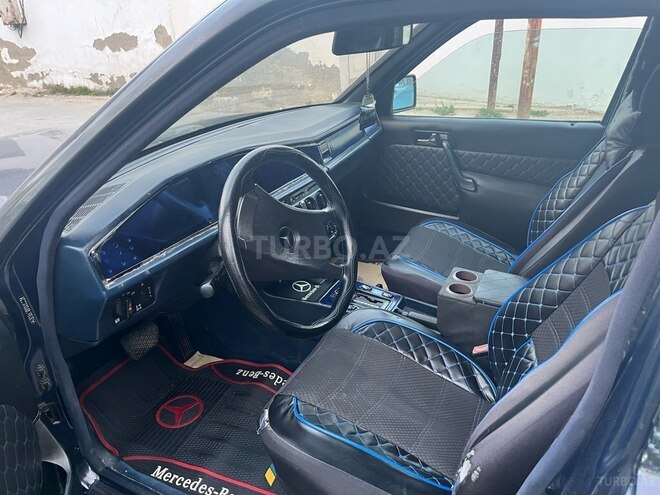 Mercedes 190-9