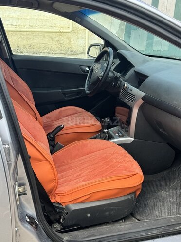 Opel Astra-7
