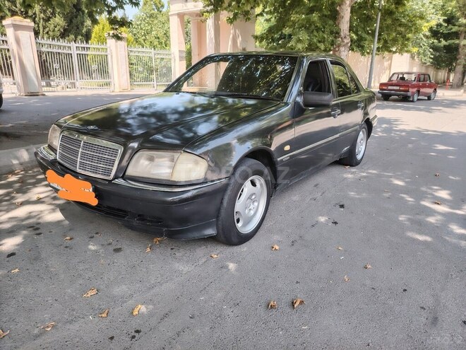 Mercedes C 220-2