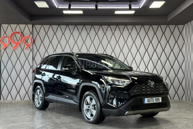 Toyota RAV4-3