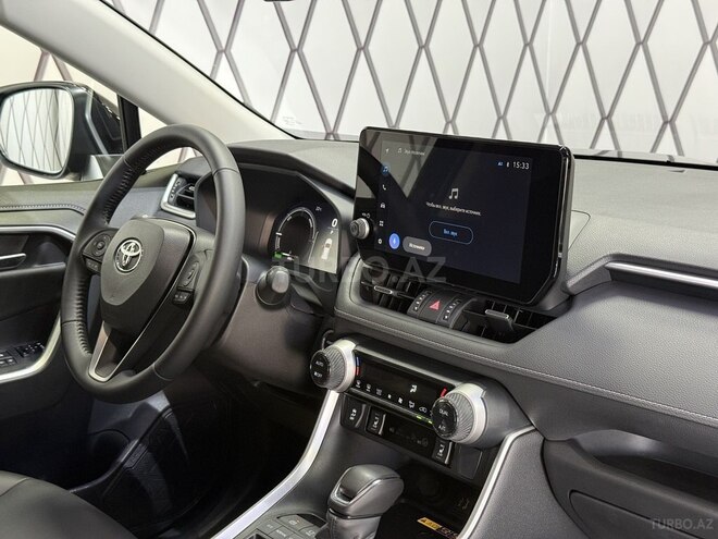 Toyota RAV4-8
