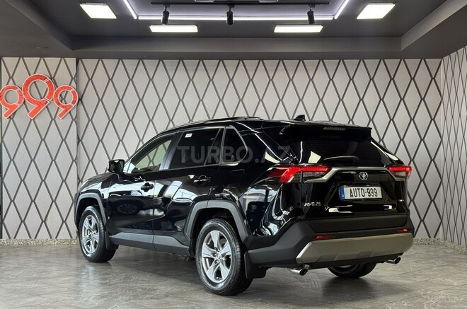 Toyota RAV4-4