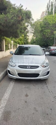 Hyundai Accent-1