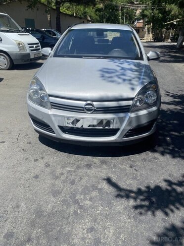 Opel Astra-2