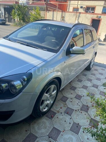 Opel Astra-10