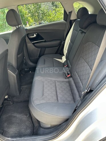 Kia Niro-14
