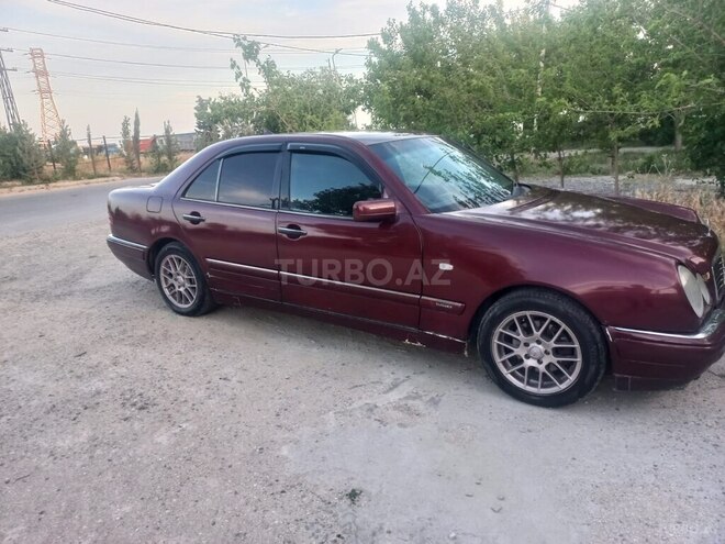Mercedes E 220-8