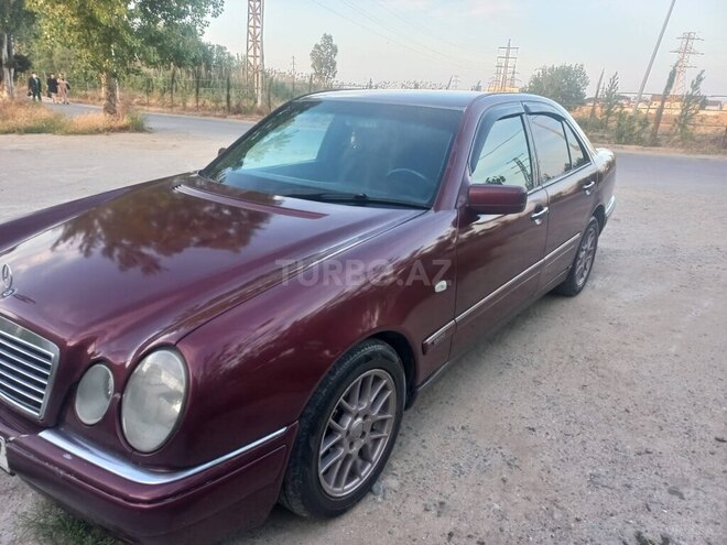 Mercedes E 220-9