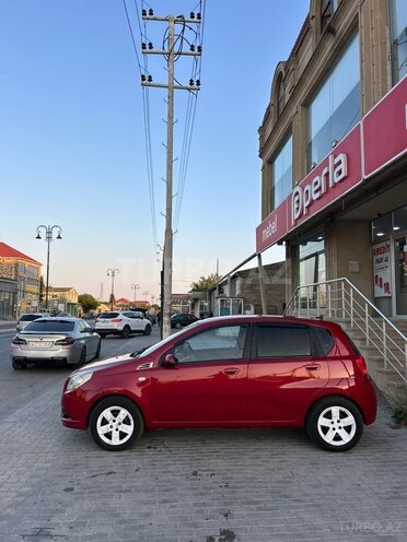 Chevrolet Aveo-5