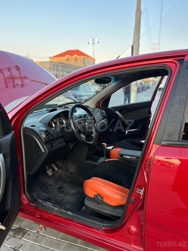 Chevrolet Aveo-7