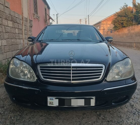 Mercedes S 320-1