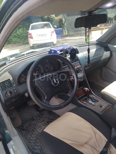 Mercedes C 220-6