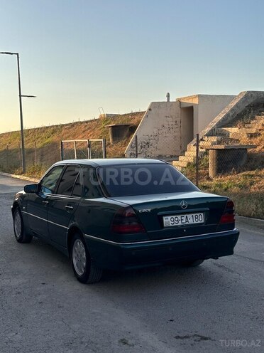 Mercedes C 180-7