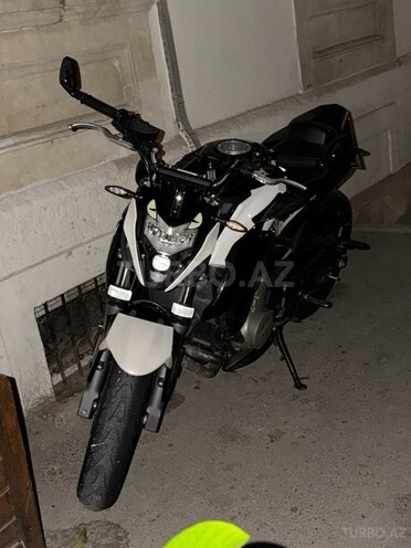 CFMOTO 650 NK-5