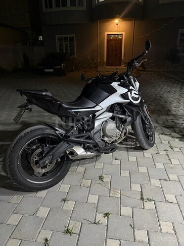 CFMOTO 650 NK-2