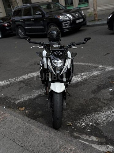 CFMOTO 650 NK-6