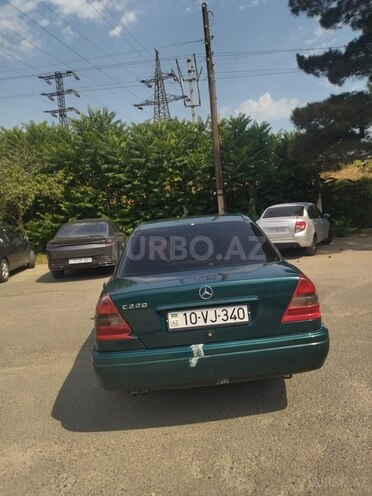 Mercedes C 220-2