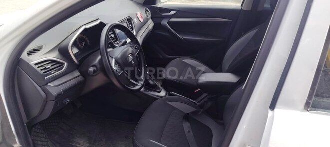 LADA (VAZ) Vesta Cross-5