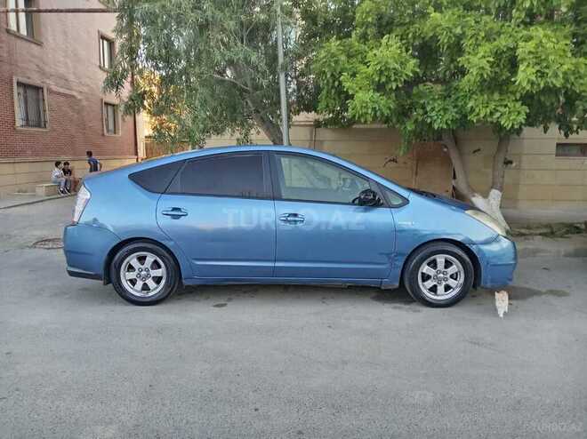 Toyota Prius-7