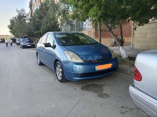 Toyota Prius-2
