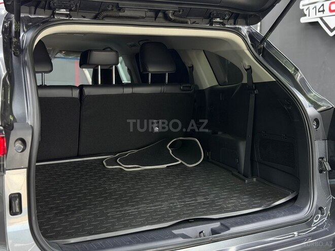 Toyota Highlander-17