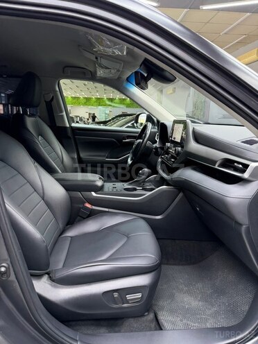 Toyota Highlander-9