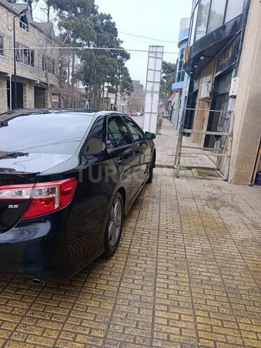 Toyota Camry-5