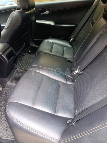 Toyota Camry-8