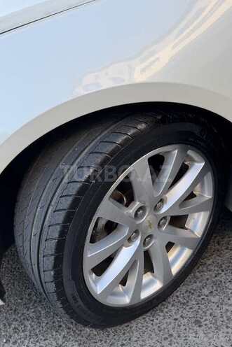 Chevrolet Malibu-13
