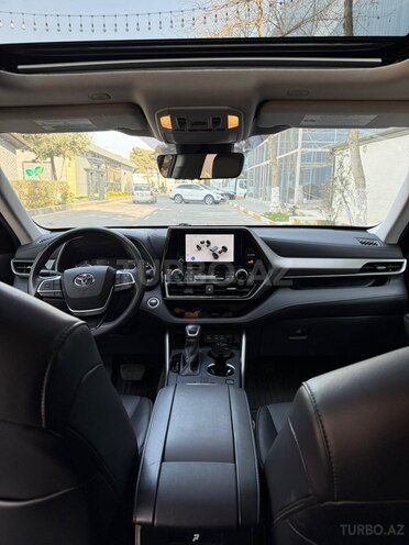 Toyota Highlander-3