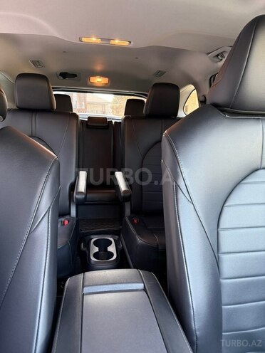 Toyota Highlander-6