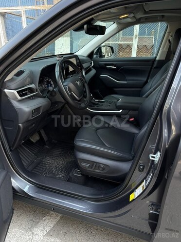 Toyota Highlander-9