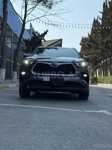 Toyota Highlander-1
