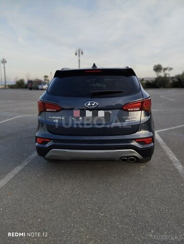 Hyundai Santa Fe-6