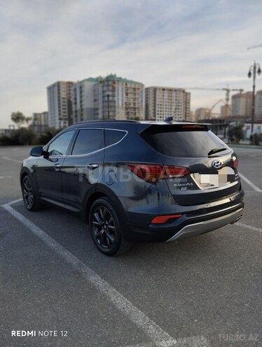 Hyundai Santa Fe-5