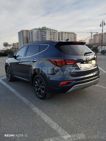 Hyundai Santa Fe-8