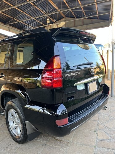 Toyota Land Cruiser Prado-8