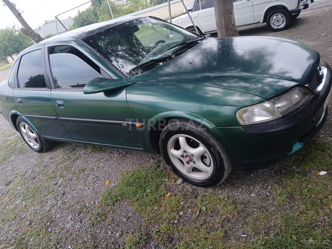 Opel Vectra-2