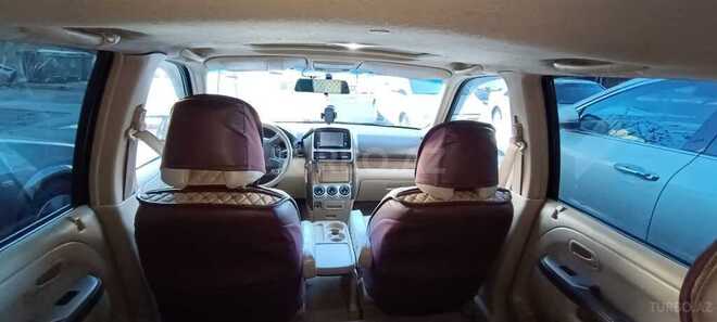 Honda CR-V-8