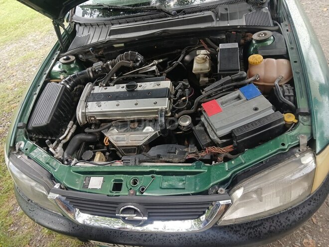 Opel Vectra-7