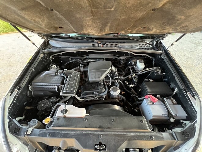 Toyota Land Cruiser Prado-15