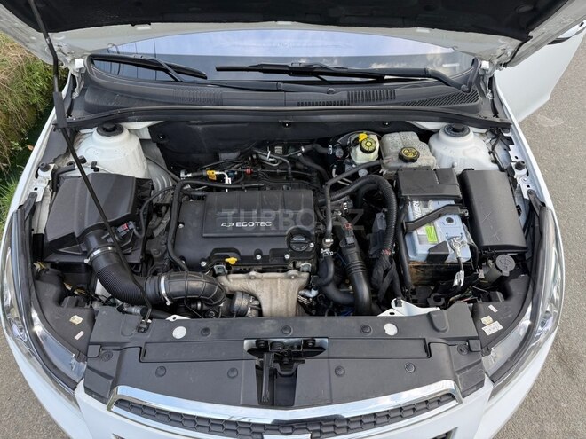 Chevrolet Cruze-6