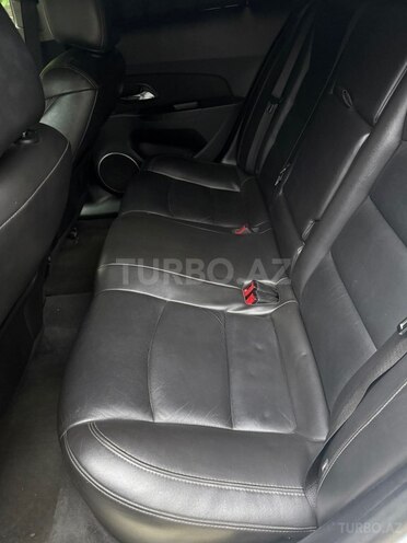 Chevrolet Cruze-9