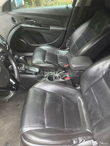 Chevrolet Cruze-8