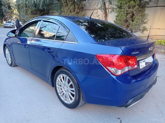 Chevrolet Cruze-9