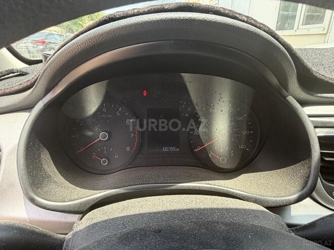 Kia Rio-5